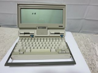 Vintage Ibm 5140 Pc Convertible Laptop Computer W/ Handle - Parts/repair