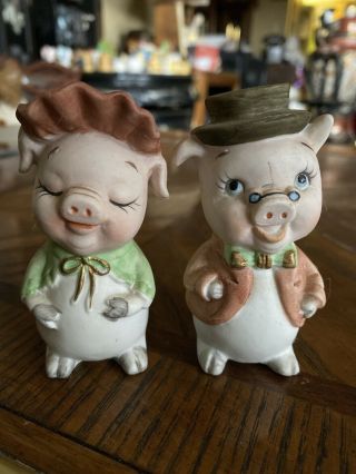 Vintage Lefton Pigs Dressed Up Salt And Pepper Shakers Japan 3828