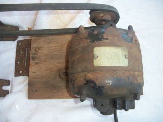 Vintage GE 1/4 HP Motor No 27468 With Double Sided Grinding Wheel 2