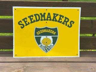 Vintage Metal Seed Makers Feed Corn Dealer Farm Sign (24 1/4 “ X 18 1/8”)