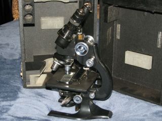 ON Vintage early 1900 ' s Spencer microscope with case, 2