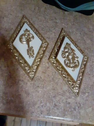 Set Of 2 Vtg Mid Century Wall Art Syroco Made In Usa Diamond Shaped Plaques 4271