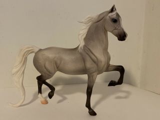 Breyer Grey Mare Figurine Arabian? Proud Traditional Size