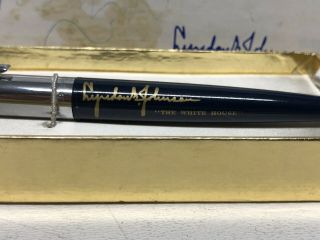 Vintage U.  S.  President Lyndon B.  Johnson Presidential Seal White House Pen w/Box 2