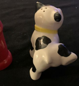 Bull Dog Peeing On Fire Hydrant Salt Pepper 3