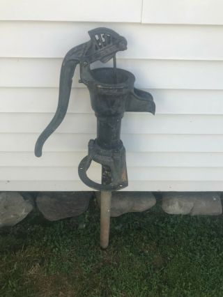 Antique F.  E.  Myers Ashland Ohio Cast Iron Pitcher Hand Water Pump