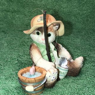 Enesco Calico Kittens “i’m Hooked On You” Cat Figurine 129313