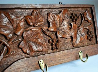 Lovely Antique Arts & Crafts Style Handcarved Wood Wall Hanging Coat Hat Rack