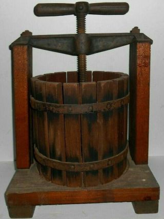 Vintage Fruit Wine Cider Press Cast Iron & Wood Antique 2