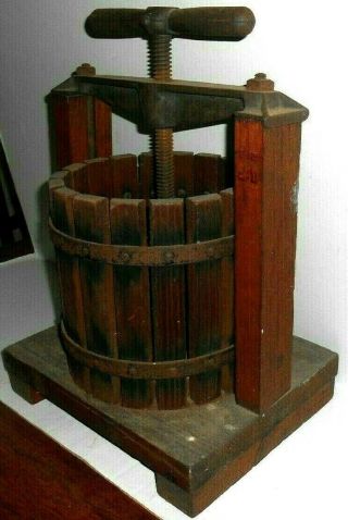 Vintage Fruit Wine Cider Press Cast Iron & Wood Antique 3