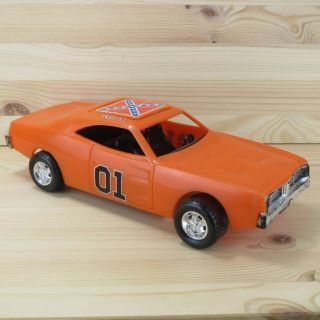 The General Lee - The Dukes Of Hazzard - Vintage 1980 Mego 10 " Plastic Car