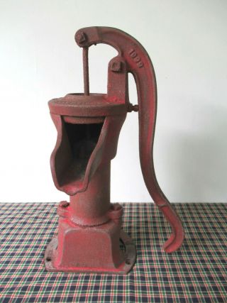 Antique Water Well Pump Vintage Cast Iron COLUMBIANA PUMP CO,  Ohio,  Red Paint 2
