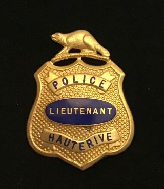 Obsolete - Defunct Canadian Quebec Hauterive Police Lieutenant