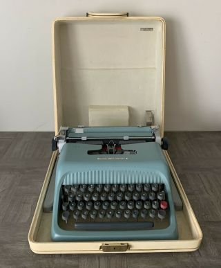 Vintage Olivetti Studio 44 Typewriter Travel Hard Case Italy