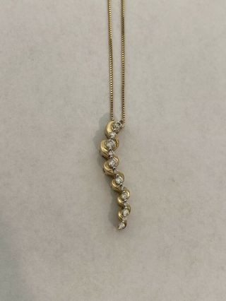 Exquisite Vintage 10k Gold Necklace And Pendant With Diamonds