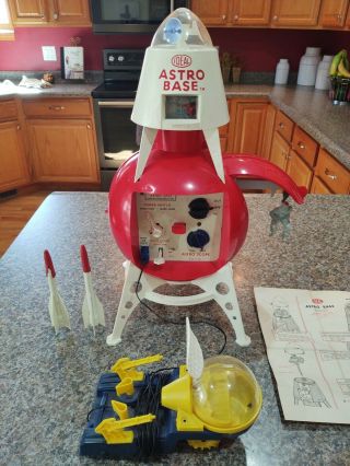 Vintage 1960 Ideal Astro Base Space Station,
