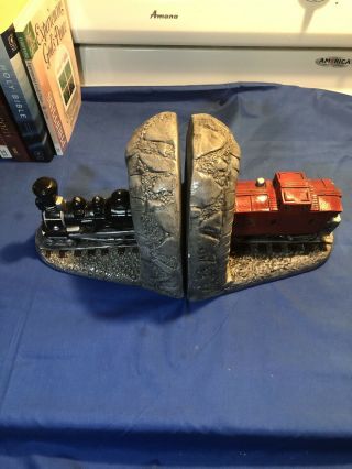 Vintage 1952 Ann’s Figurines Inc.  Ceramic Train Bookends Set Of Two