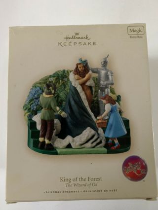 Hallmark Ornament Wizard Of Oz King Of The Forest Magic Sound