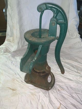 Antique Cast Iron Well Hand Pump Cistern Farmhouse Sanders Co.  Elizabeth City Nc