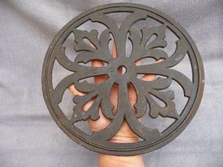 Vintage Round Cast Iron Wall Plaque Air Ventilation Grille Architectural Fitting