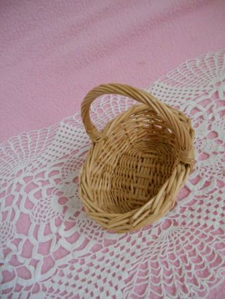 Vintage Small Oval Woven Ivory Basket With Handle