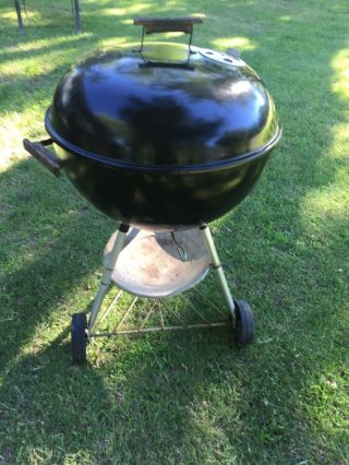Vintage Weber Grill 22.  5” Kettle 1980’s Charcoal Barbecue Pat 3538906