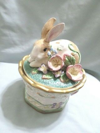 Vintage Fitz And Floyd Ceramic Candy Dish Easter Bunny In A Flower Patch