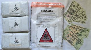 Dea Dummy Drug Bust Heroin Evidence Bag Patch Money Forensic Police Theatrical