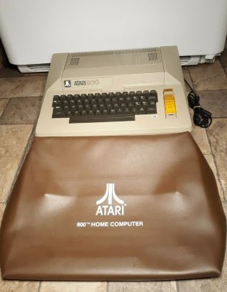 Vintage Atari 800 Home Computer W/cover