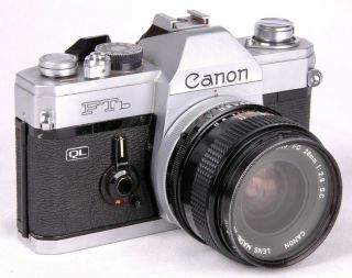 Canon Ftb Film Camera W/ Canon Lens Fd 28mm 1:2.  8 S.  C.  - Vtg Photography - Ql