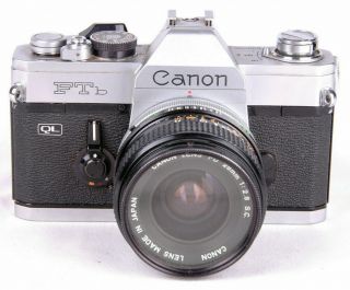 CANON FTb Film Camera w/ Canon Lens FD 28mm 1:2.  8 S.  C.  - vtg Photography - QL 2