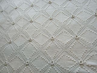 Vintage Hand Crocheted Creamy White Bedspread Coverlet Diamond Pops Roses Queen