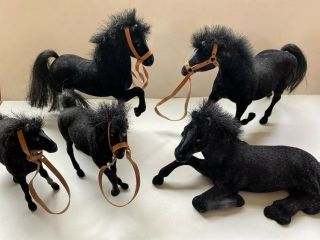 Vintage Black Felt Flocked Model Toy Horse Set 50 - 60 