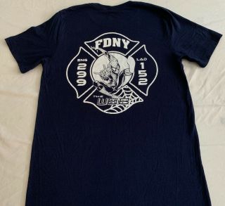 FDNY NYC Fire Department York City T - shirt Sz M Engine 299 TL 152 Queens 3