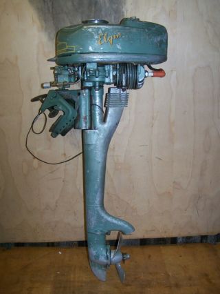 Vintage Elgin Outboard Motor 1940’s Model Number 571.  58301 1 - 1/4 Hp 2 Stroke