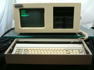 Vintage Columbia 1600 VP/110 Portable all - in - one Computer 3