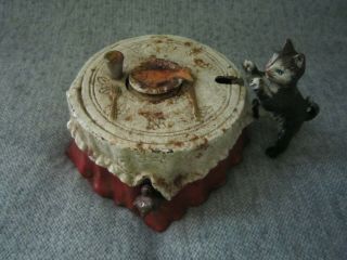 Vintage Cast Iron Cat & Mouse Mechanical Bank