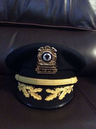 Commonwealth Of Massachusetts Police Lieutenant Hat And Gold Badge