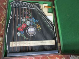 Vintage 1970 6 - Chord Jubeltone Zither / Lap Harp / Konzert Salon Harfe - Black