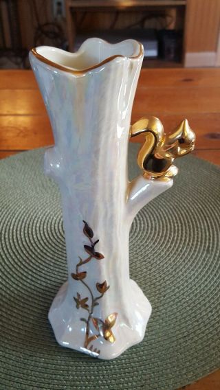 Vintage Porcelain Bud Vase Tree Trunk W/squirrel Opalescent Lusterware 24kt Gold