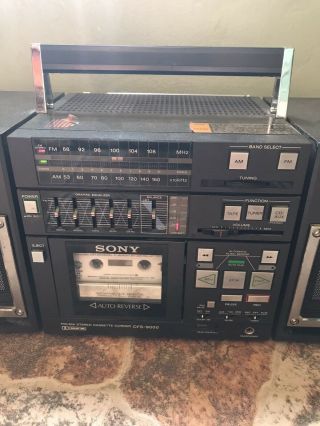 VINTAGE SONY CFS9000 BOOMBOX RADIO BUT NOT THE TAPE DECK 3
