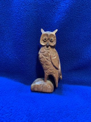 Vintage Folk Art Carved Great Horned Owl Sitting On A Stump