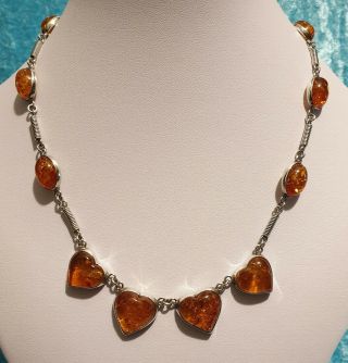 Vintage 925 Solid Sterling Silver And Baltic Amber Heart Cabochon Chain Necklace