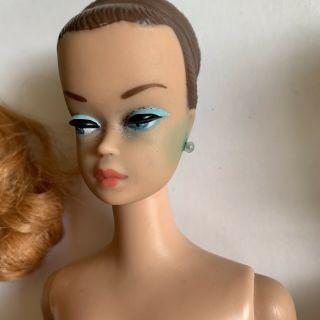 Vintage 1960s 2 Fashion Queen Barbie Dolls With 6 Wigs And Stand 3
