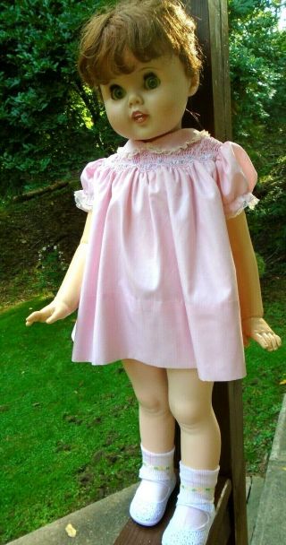 Vtg American Doll& Toy Corp.  1960 Little Girl Toodles 30 " Follow Me Eyes - Bun