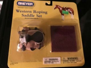 Breyer Horse Traditional Accessory 2472 Western Roping Saddle Set Scale 1:9