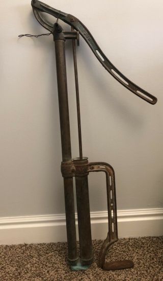 Vintage Cast Iron Antique Hand Water Well Pump