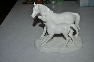 Vintage White Horses Ceramic Figurine Made In Japan Playing Best Friends Fun
