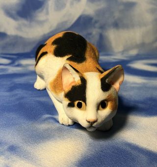 9 " Sherratt & Simpson Country Artists Calico Cat Stalking Figurine Sm89325