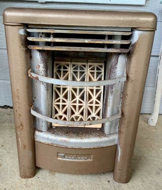 Vintage Dearborn 12,  000 Btu Gas Space Heater With Ceramic Grates